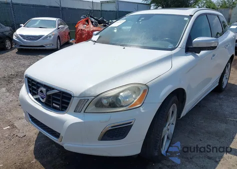 2012 Volvo Xc60 T6/T6 Platinum/T6 Premier Plus/T6 R-Design/T6 R-Design Platinum/T6 R-Design Premier Plus from USA, damaged, VIN YV4902DZXC2312148